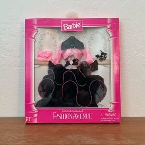 1996 Barbie Fashion Avenue Outfit Deluxe 14307 NRFB